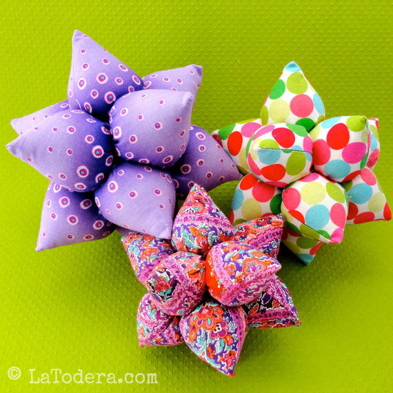 DIY Fabric Spiky Urchin Pincushion Tutorial - PDF Sewing Pattern - La Todera