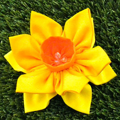 Double Daffodil Fabric Flower Pattern by La Todera