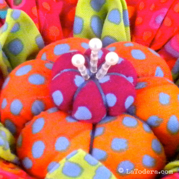 DIY Puffy Cactus Flower Pincushion Tutorial - PDF Sewing Pattern - La Todera